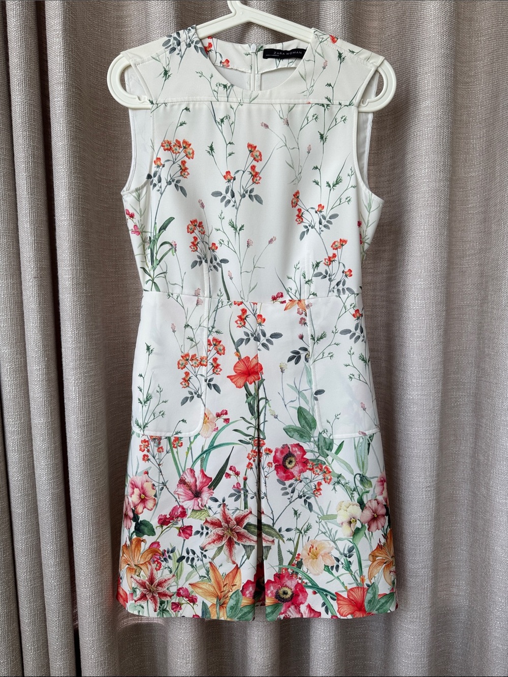 Zara White Mini Dress with Red & Green Botanical Print